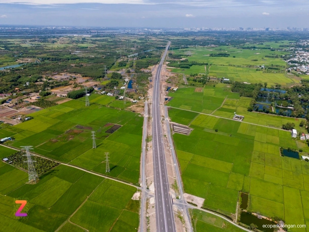 Toàn Cảnh Dự Án Cao Tốc Bến Lức - Long Thành Chuẩn Bị Thông Xe Thêm 33 km Dịp 30/4