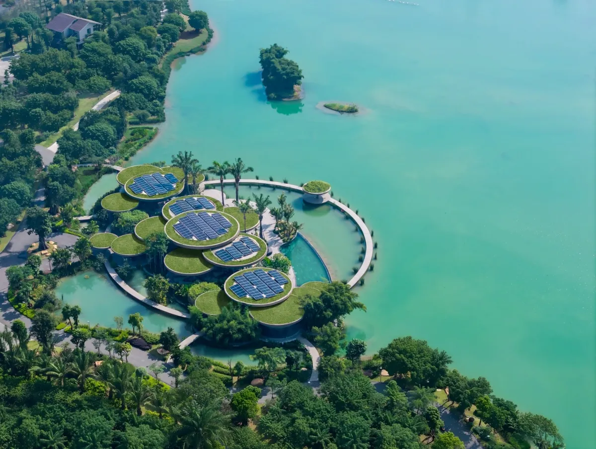 Cảnh quan ven hồ tại Eco Retreat Long An