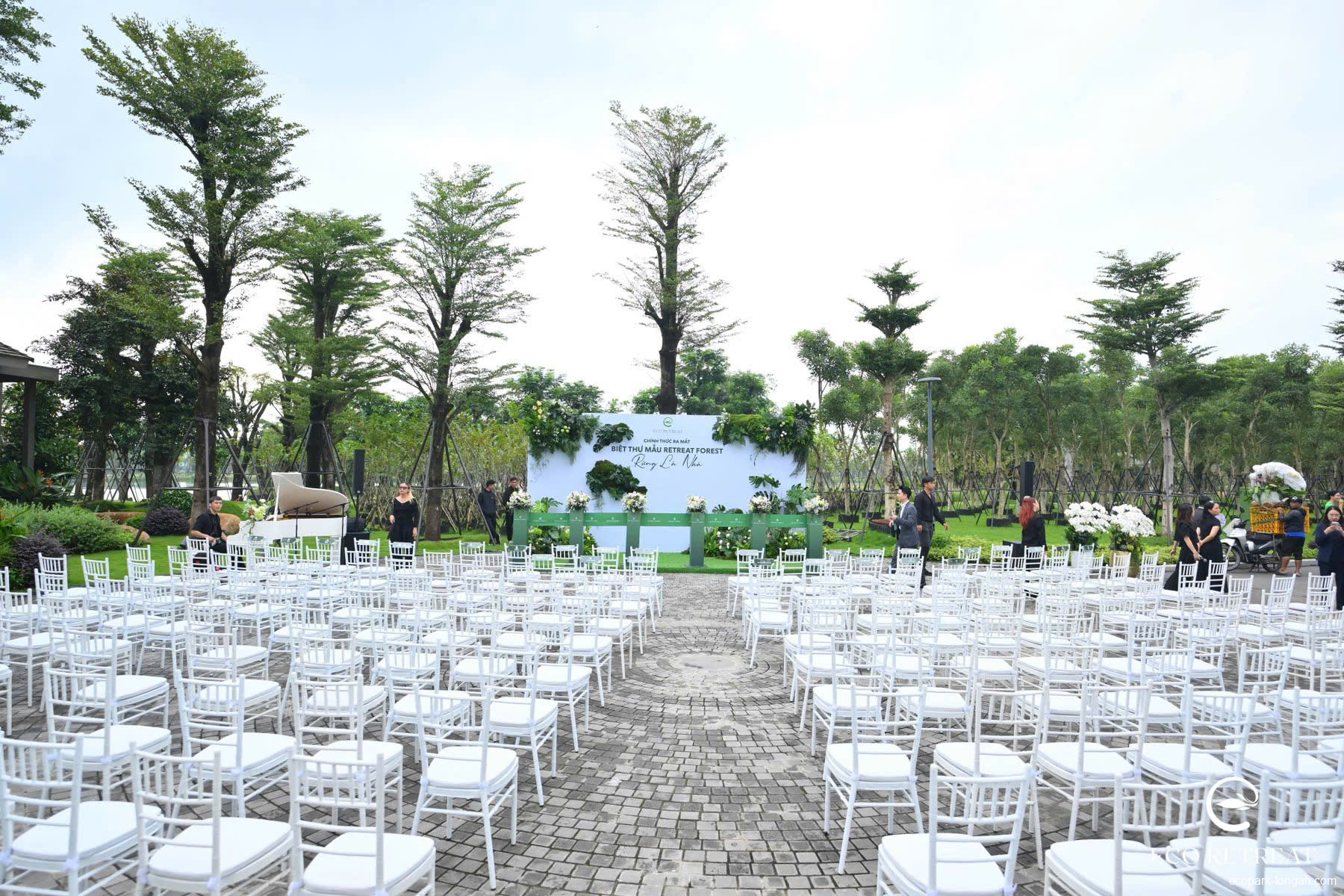 Ngày 8/11/2025 chính thức ra mắt biệt thự mẫu Retreat Forest