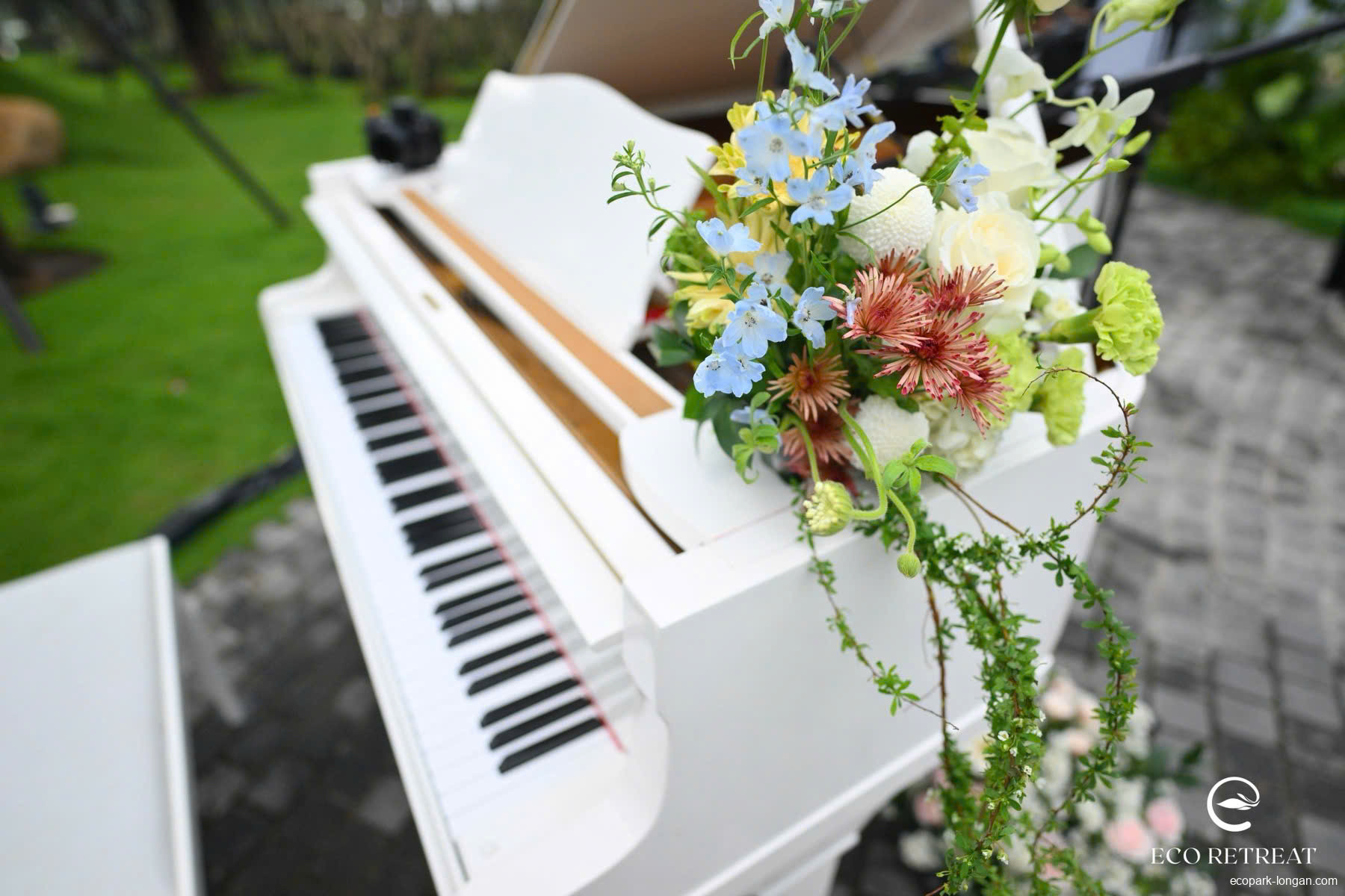 Ngày 8/11/2025 chính thức ra mắt biệt thự mẫu Retreat Forest